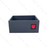 جعبه چوبی مشکی با قلب قرمز سایز کوچک