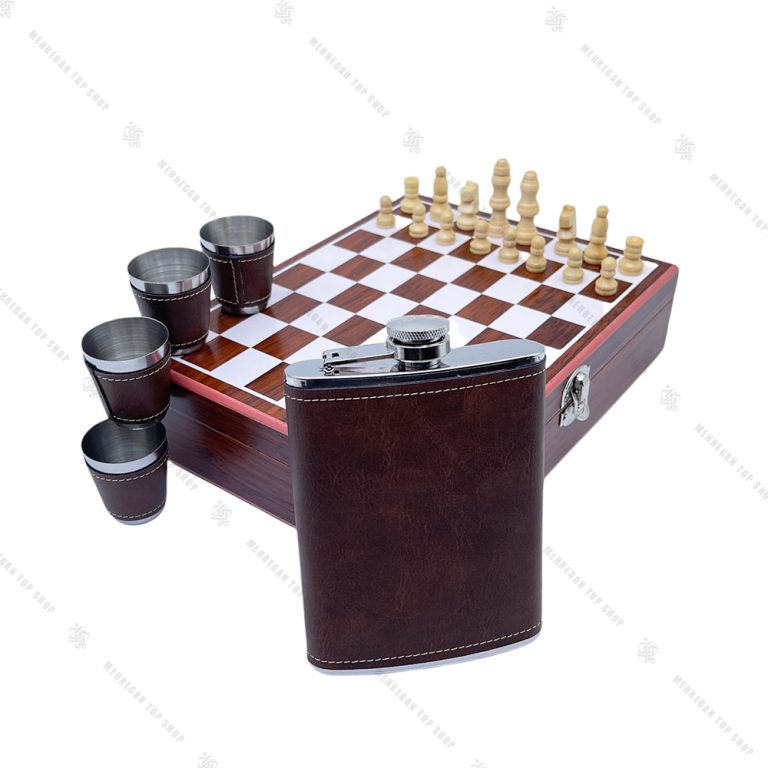 ست شطرنج و فلاسک جیبی چرم قهوه ای