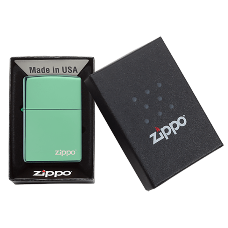 فندک زیپو Zippo طرح Classic High Polish Green Zippo Logo کد 28129